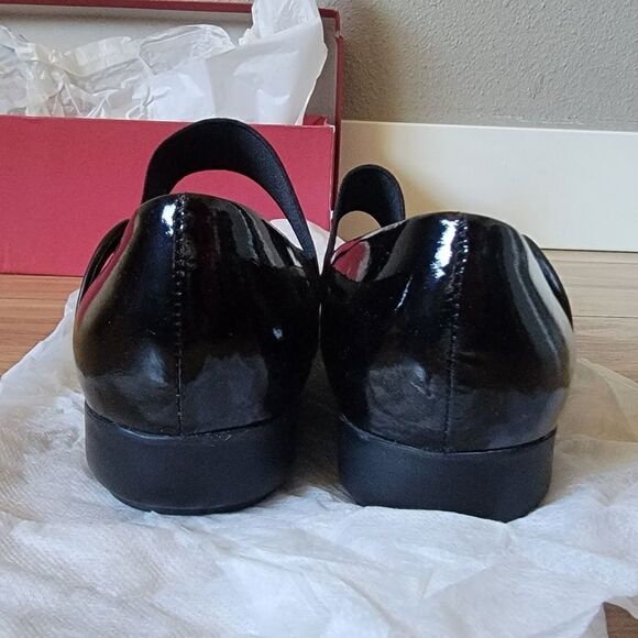 🆕️ Vaneli Fakir Patent Leather Buckle Square Toe Mini Wedge Flats in Black - Picture 5 of 13